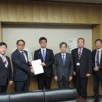 １１月１３日（木）